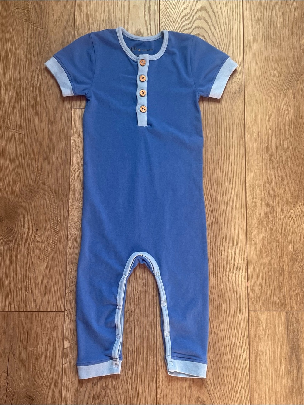Lola & Taylor Blue Wooden Button Organic Cotton 2/3Y Short Sleeve Romper